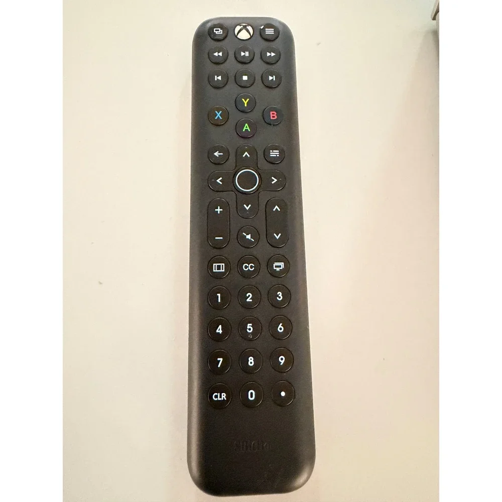 8BitDo Media Remote for Xbox Series X S and Xbox One Black Backlit Buttons